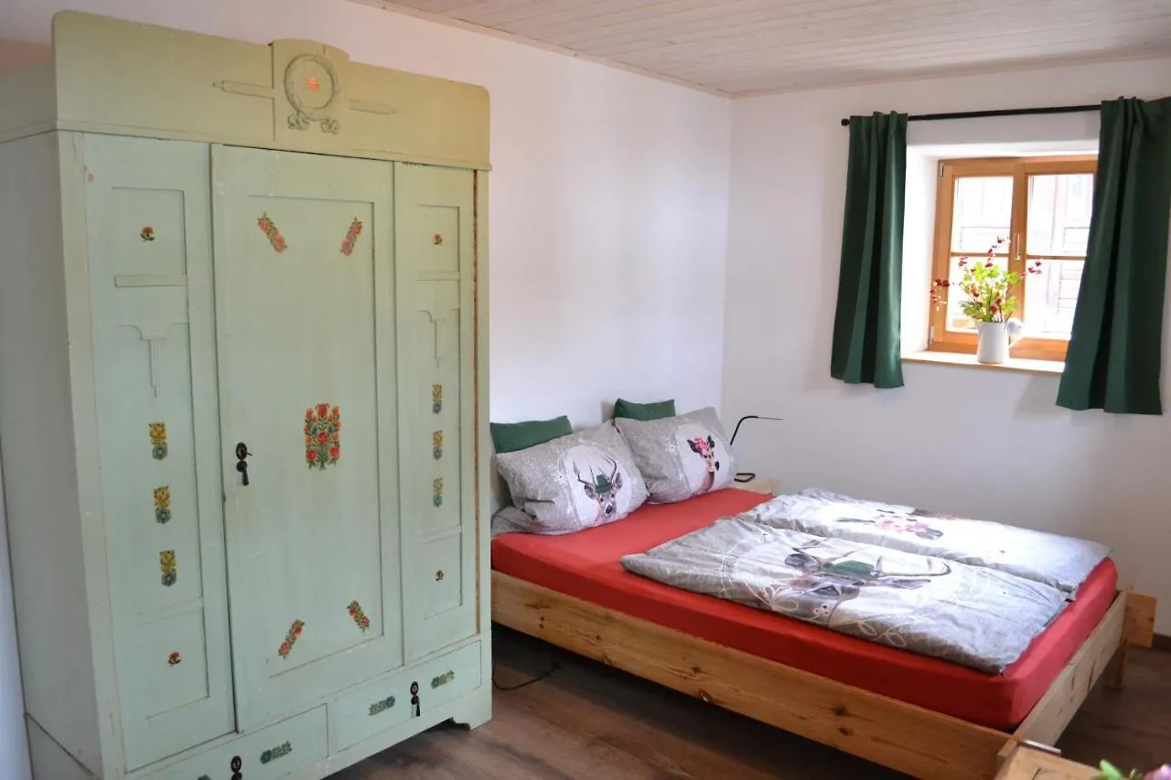 Casa vacanze Ferienhaus Ederhof - Idyllischer Vierseithof, Kinder- Und Hundefreundlich, Referenzen Auf Fewo-Direkt Nachlesbar Aidenbach